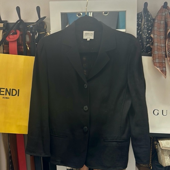 Armani linen blazer (medium ) - Picture 2 of 8